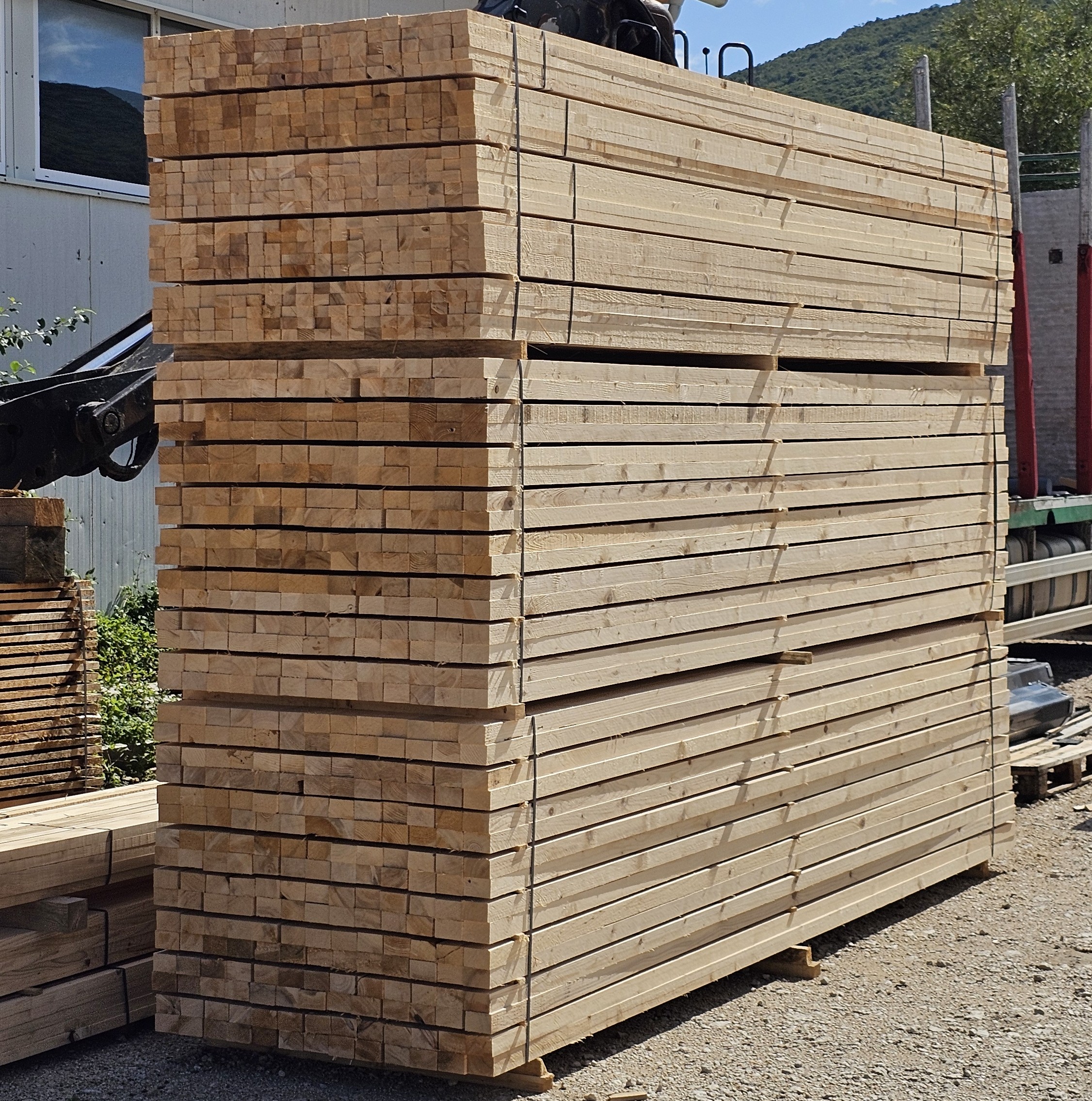 Složeno ogrjevno drvo